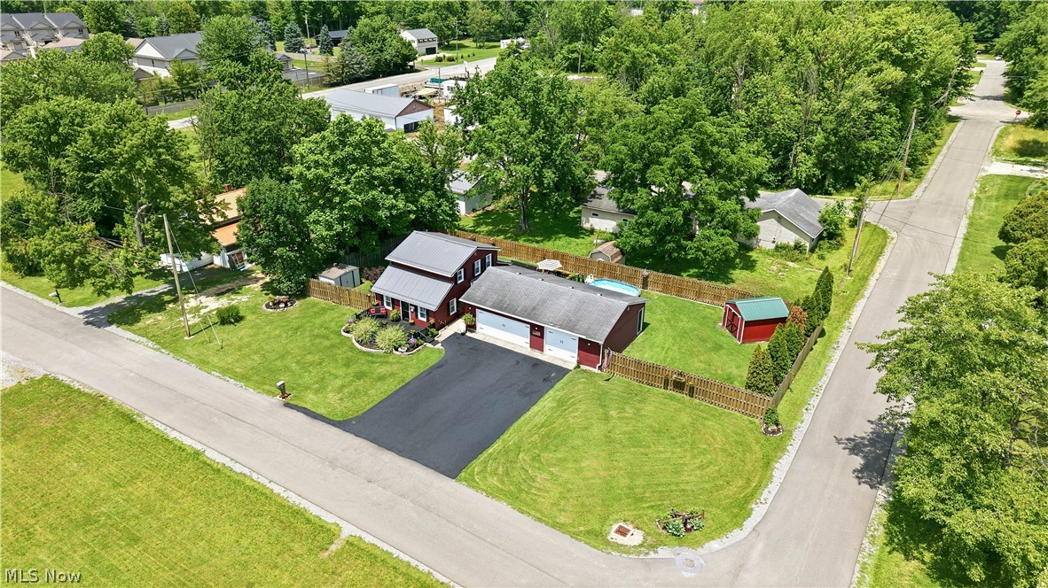 16728 Parkview Avenue Lake Milton OH 44429
