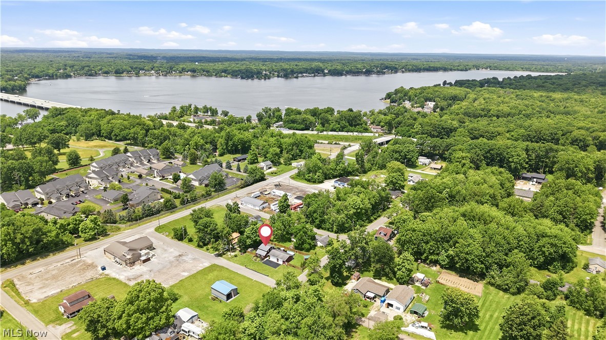 16728 Parkview Avenue Lake Milton OH 44429