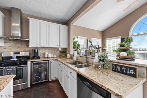 4625 Crossing Trail Lorain OH 44053