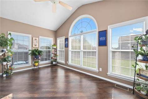4625 Crossing Trail Lorain OH 44053