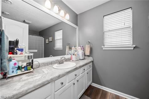 4625 Crossing Trail Lorain OH 44053