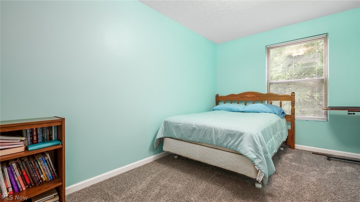 5775 School House Road Frazeysburg OH 43822