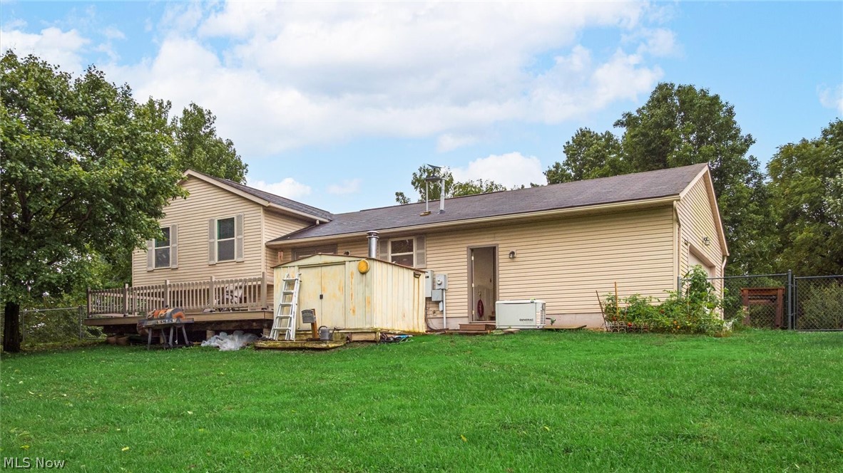 5775 School House Road Frazeysburg OH 43822