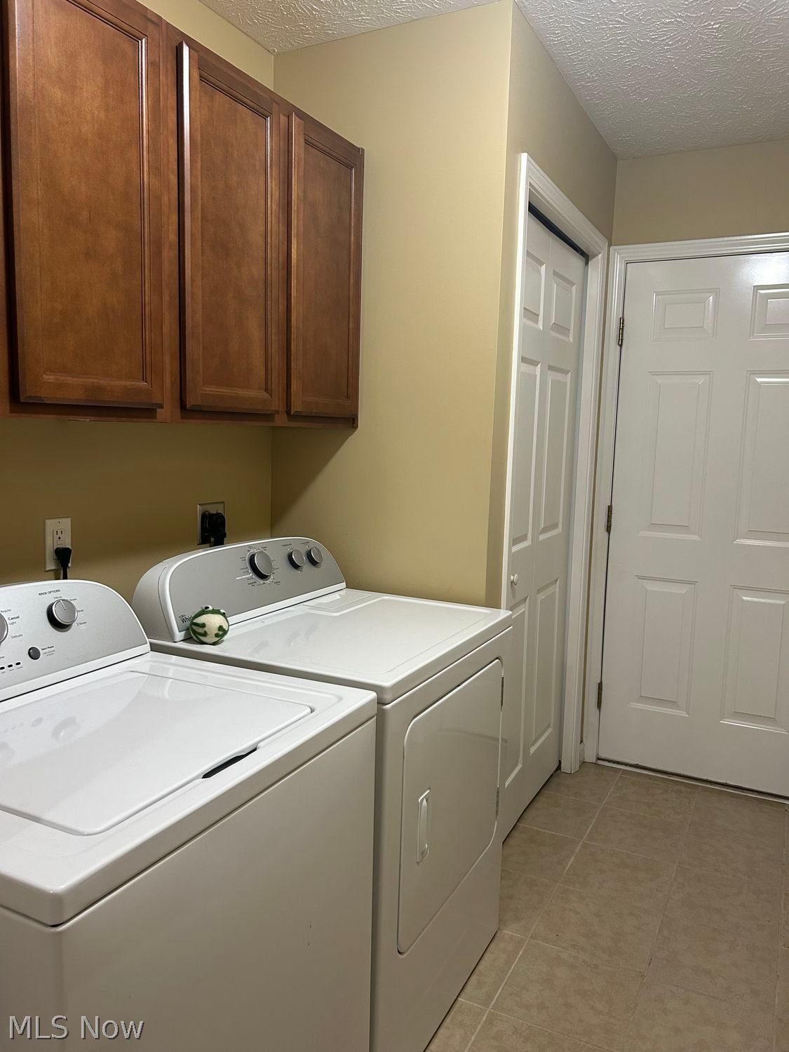 1143 Fox Run Grafton OH 44044