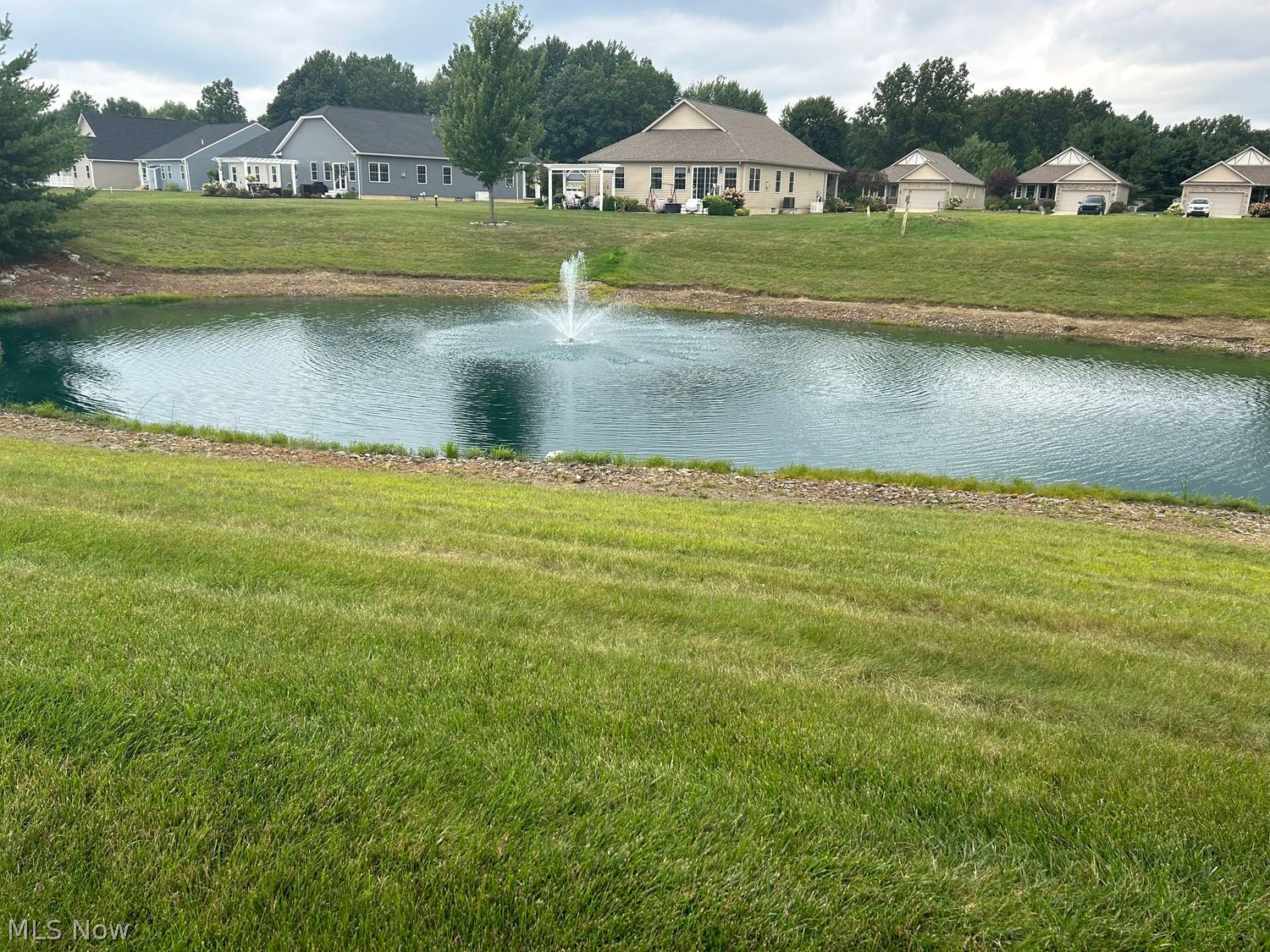 1143 Fox Run Grafton OH 44044