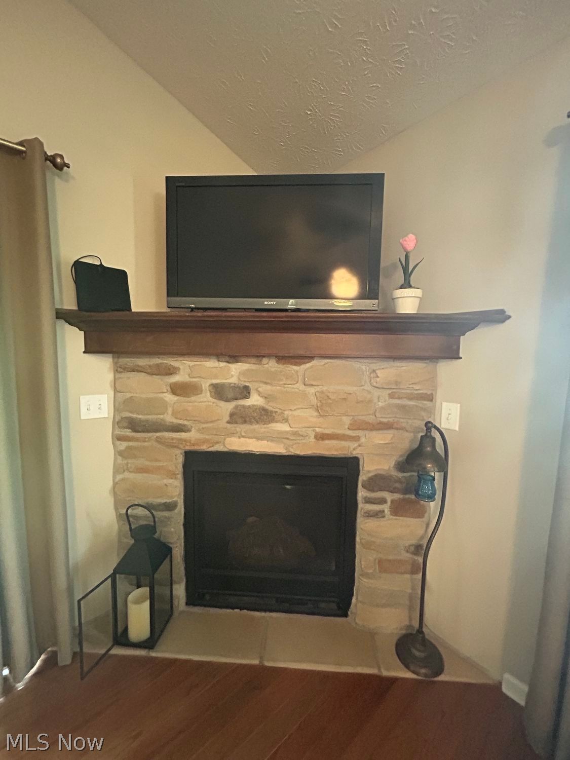 1143 Fox Run Grafton OH 44044