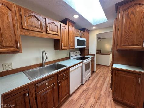 5 Latonka Trail Malvern OH 44644