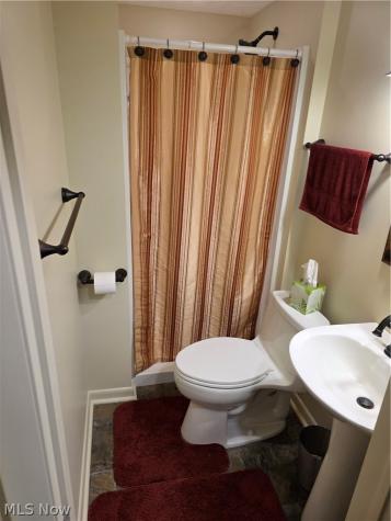 5 Latonka Trail Malvern OH 44644