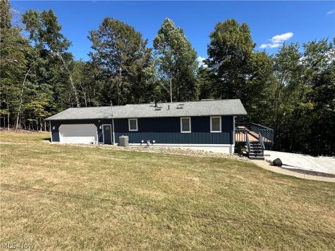 5 Latonka Trail Malvern OH 44644