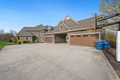 3450 Nagel Road Avon OH 44011