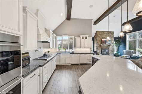 3450 Nagel Road Avon OH 44011