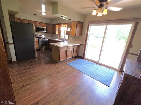 3898 State Route 14 Rootstown OH 44272