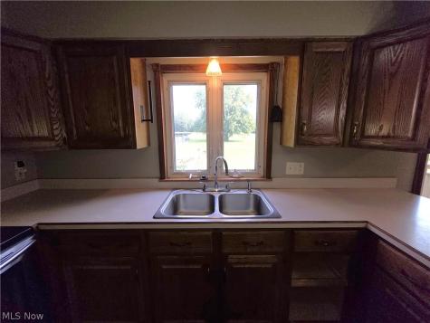 3898 State Route 14 Rootstown OH 44272