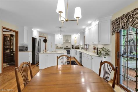 8015 Hansom Place Mentor OH 44060