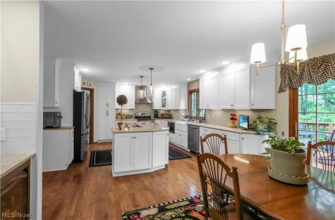 8015 Hansom Place Mentor OH 44060