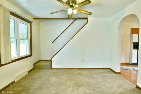 4625 Middle Drive Youngstown OH 44505