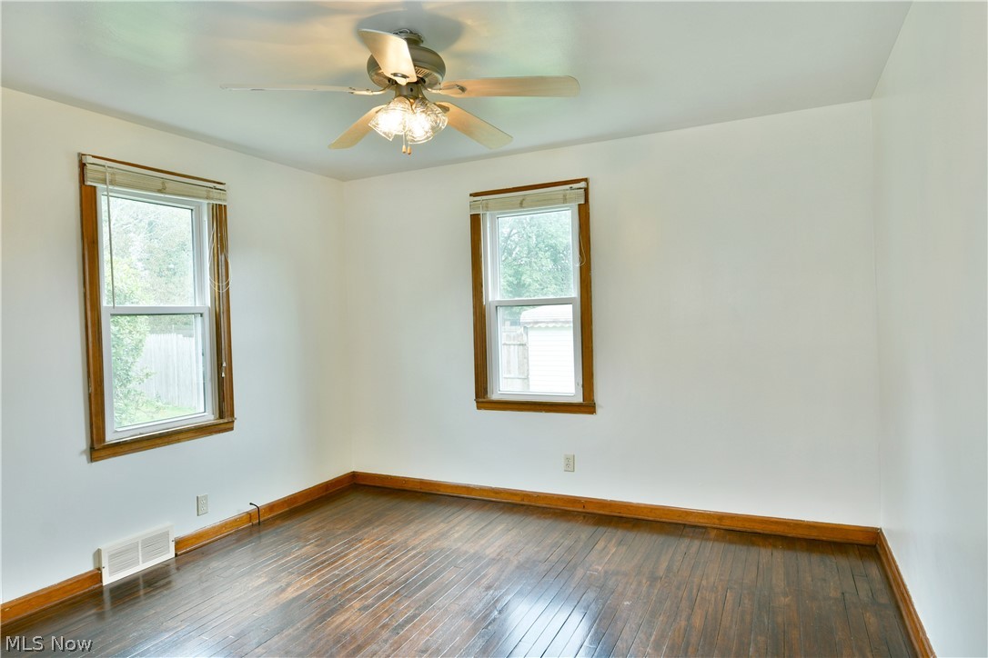 4625 Middle Drive Youngstown OH 44505