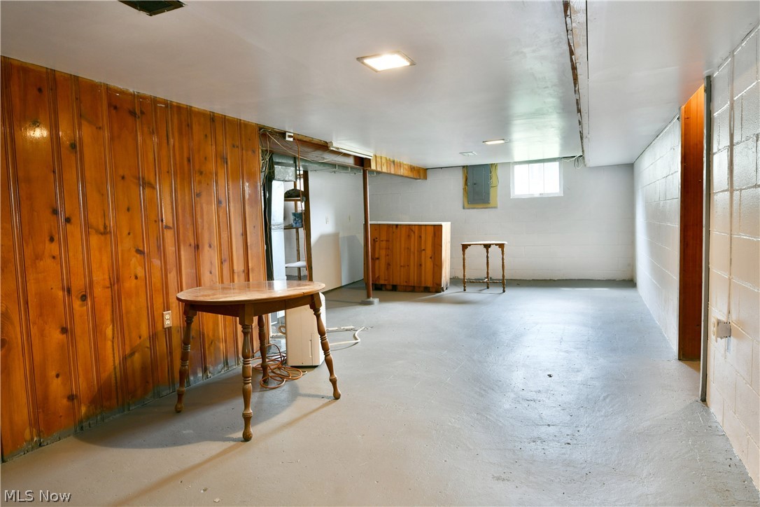 4625 Middle Drive Youngstown OH 44505