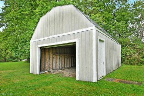 4625 Middle Drive Youngstown OH 44505
