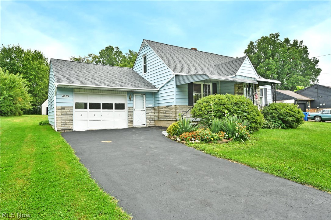 4625 Middle Drive Youngstown OH 44505