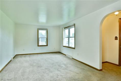 4625 Middle Drive Youngstown OH 44505