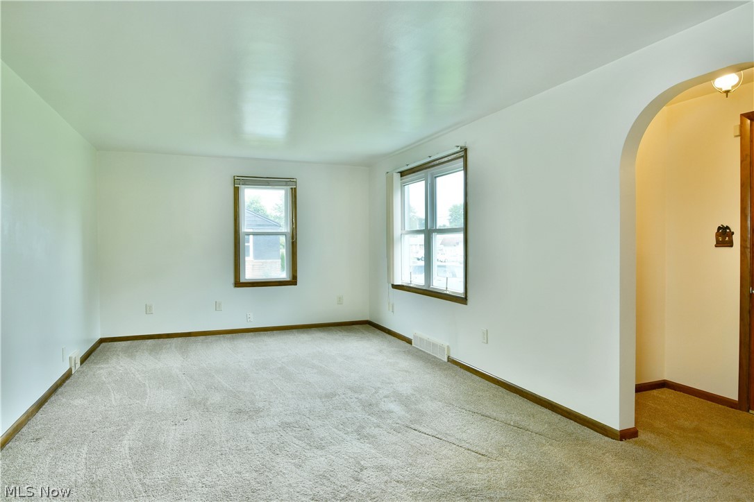 4625 Middle Drive Youngstown OH 44505