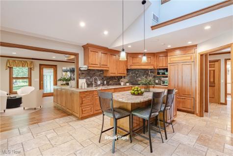 3283 Truxton Place Avon OH 44011