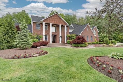 3283 Truxton Place Avon OH 44011