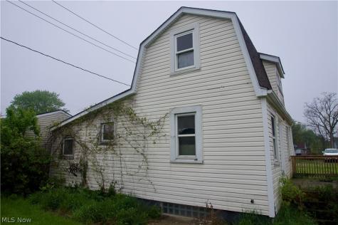 12301 Hirst Avenue Cleveland OH 44135