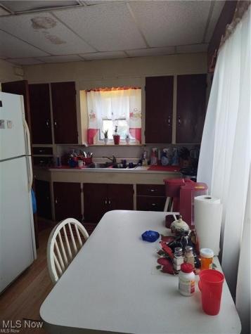 2224 W 101 Street Street Cleveland OH 44102