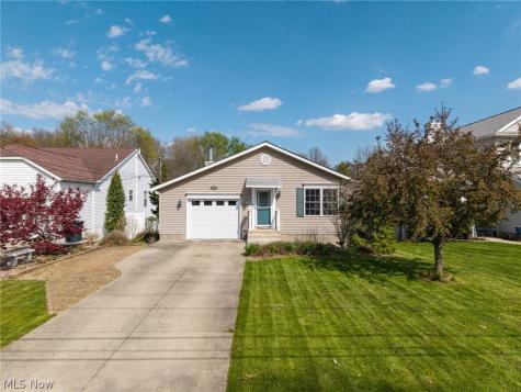 249 Waverly Avenue Wadsworth OH 44281