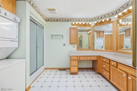 249 Waverly Avenue Wadsworth OH 44281