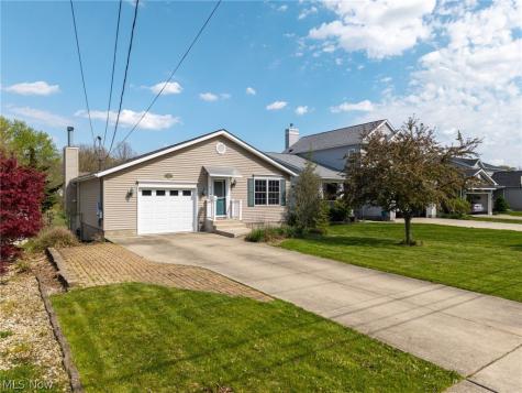 249 Waverly Avenue Wadsworth OH 44281