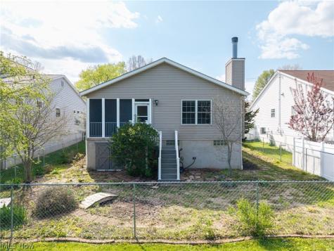 249 Waverly Avenue Wadsworth OH 44281