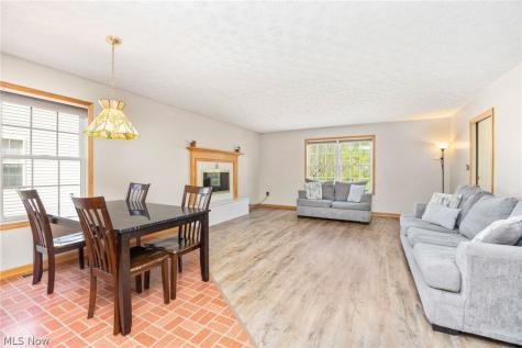 249 Waverly Avenue Wadsworth OH 44281
