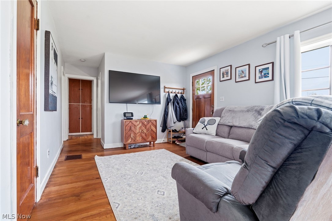 2774 State Route 60 Loudonville OH 44842