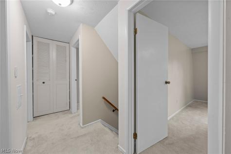 1511 Winslow Drive Hudson OH 44236