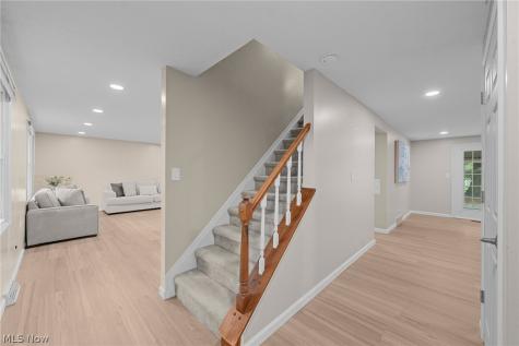 1511 Winslow Drive Hudson OH 44236
