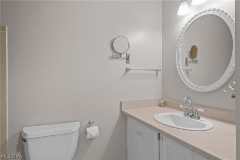 1511 Winslow Drive Hudson OH 44236