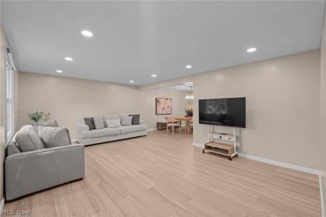 1511 Winslow Drive Hudson OH 44236