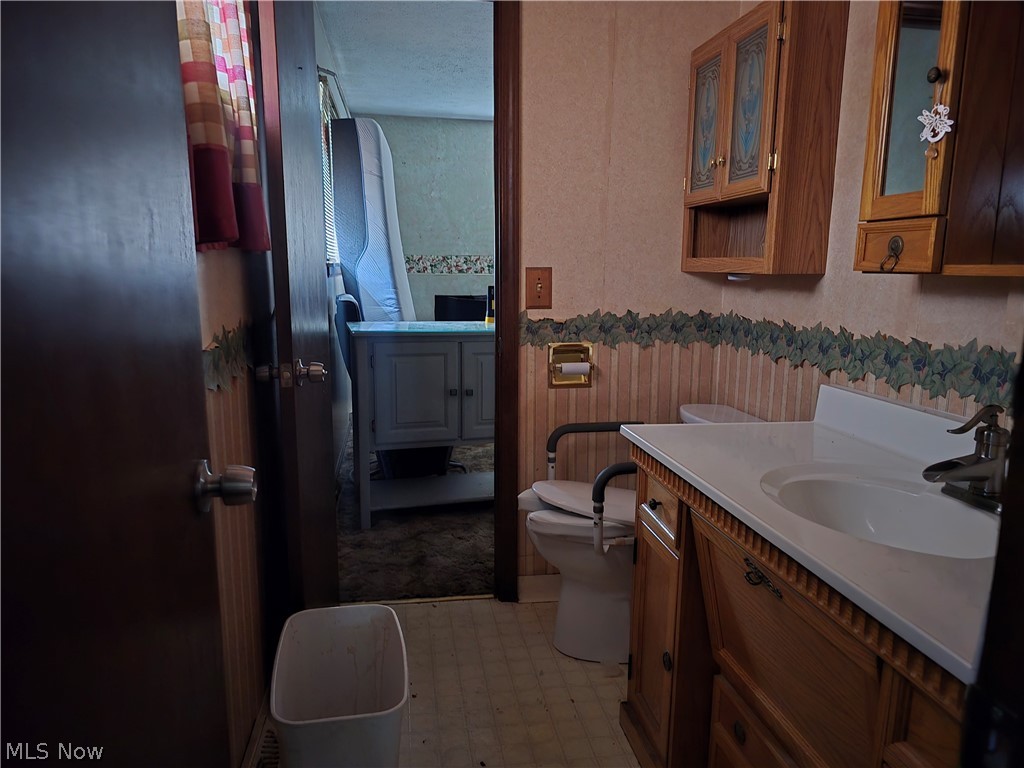 3843 Bosworth Road Cleveland OH 44111