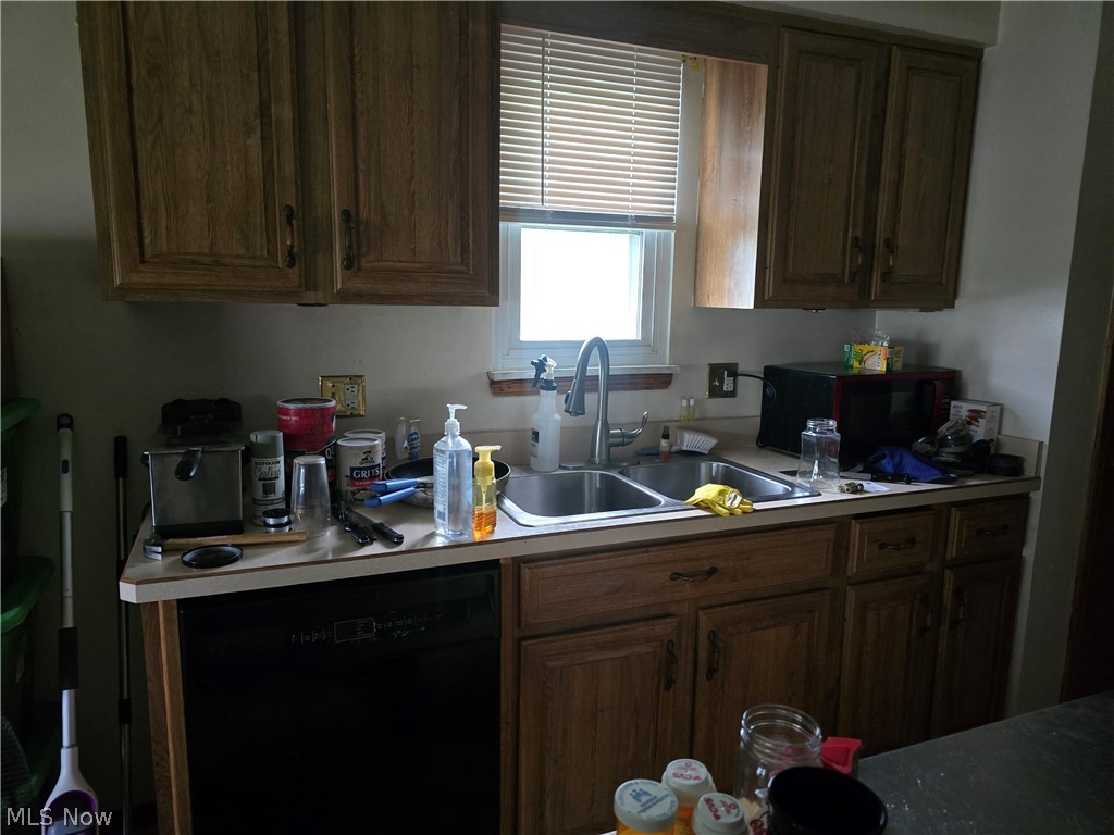 3843 Bosworth Road Cleveland OH 44111