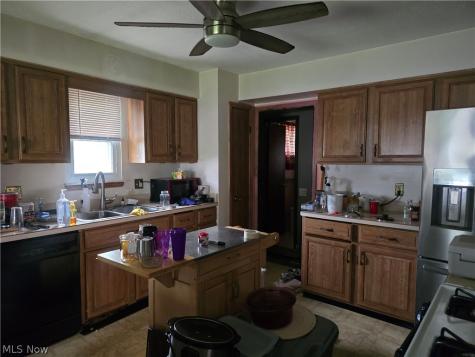 3843 Bosworth Road Cleveland OH 44111