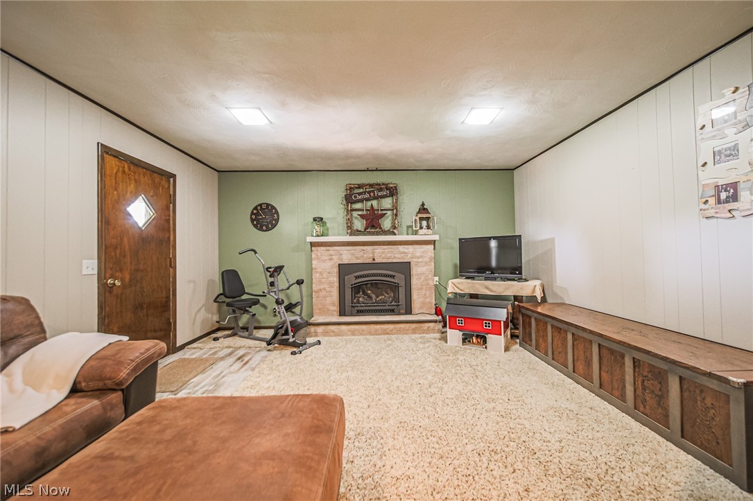 14104 Nussbaum Road Dalton OH 44618