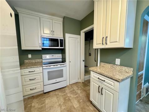 1163 Oxford Road Cleveland Heights OH 44121