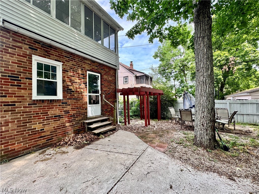 1163 Oxford Road Cleveland Heights OH 44121