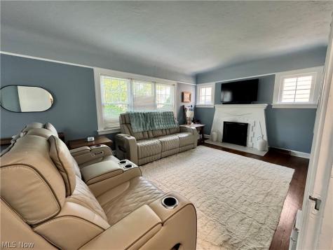 1163 Oxford Road Cleveland Heights OH 44121