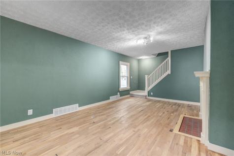 2127 Marlindale Road Cleveland Heights OH 44118