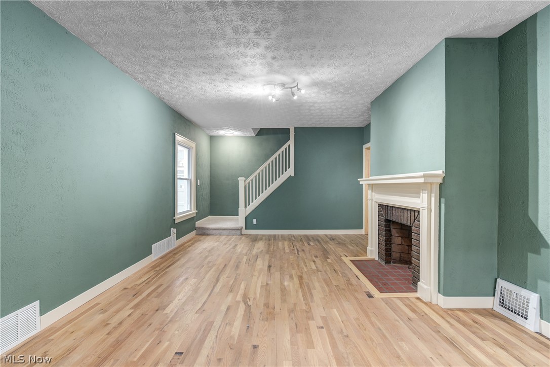 2127 Marlindale Road Cleveland Heights OH 44118