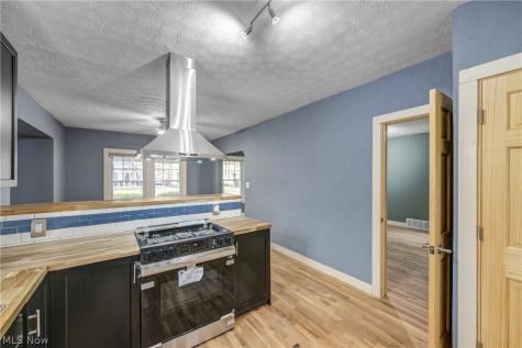 2127 Marlindale Road Cleveland Heights OH 44118